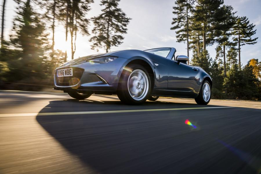  Mazda MX-5 Arctic 2017 года  (UK) (фото 10 из 53)